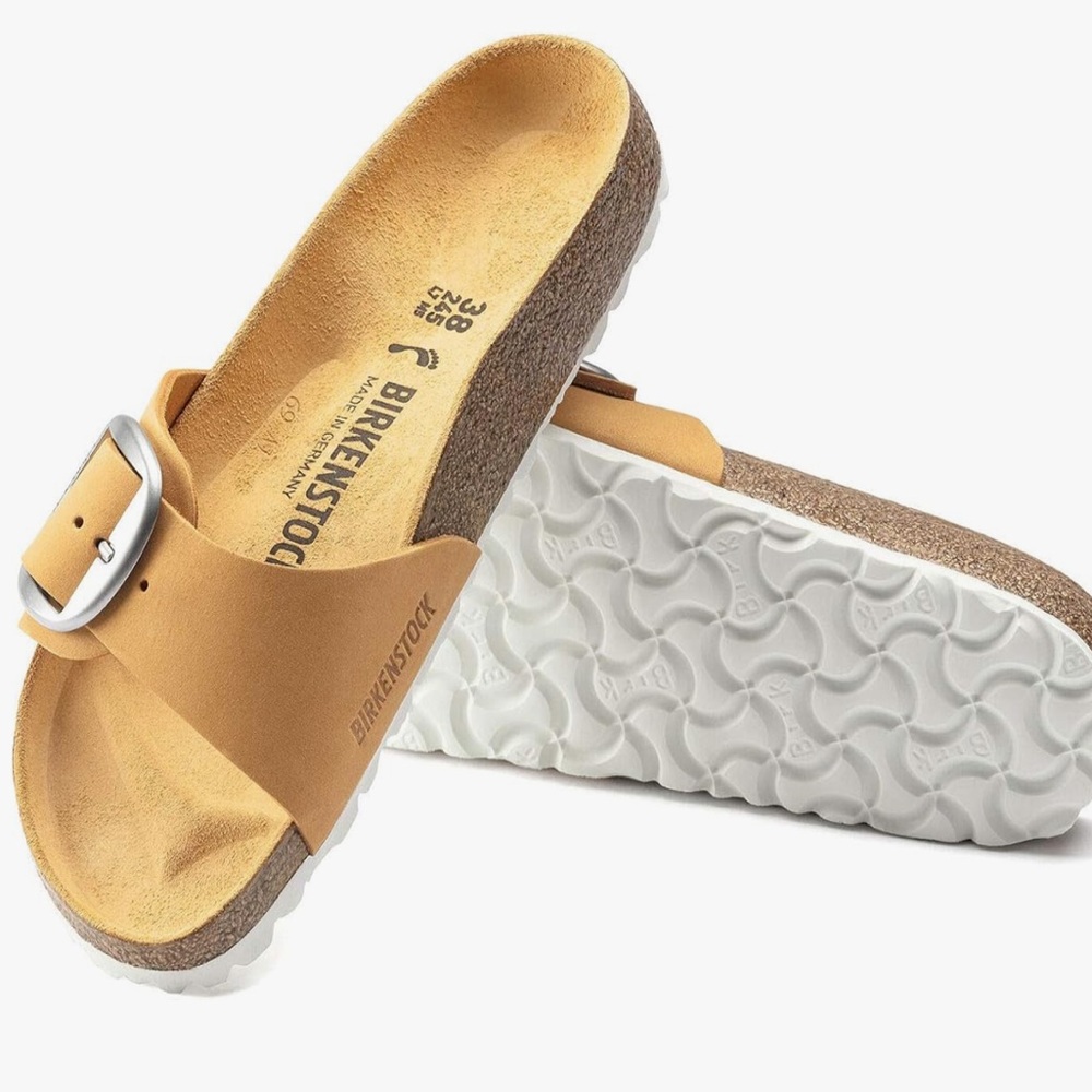 Birkenstock Madrid Big Buckle in Apricot